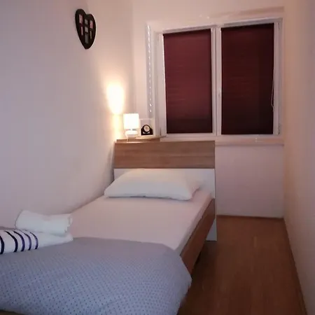 Apartman Tia